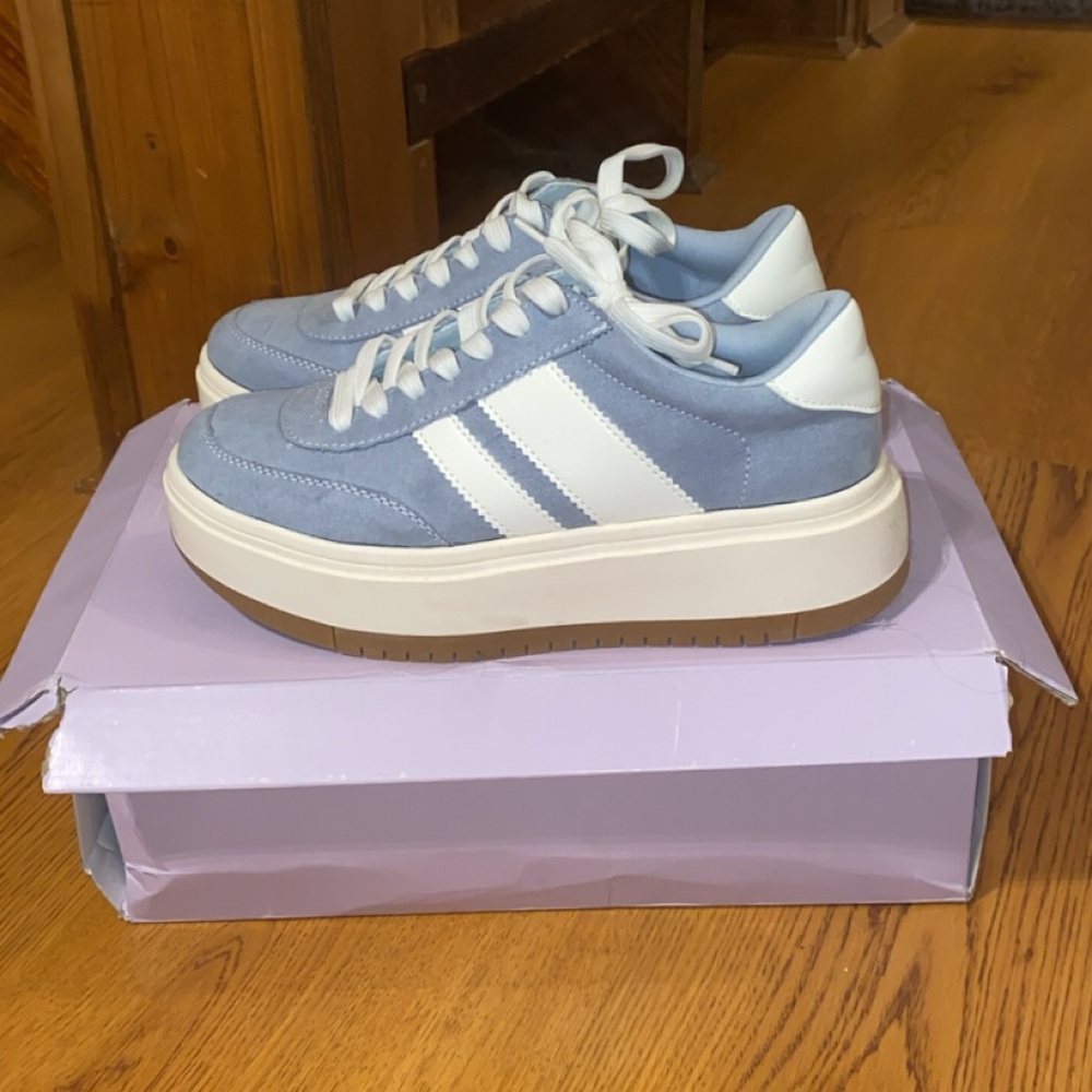 Steve Madden Navida sneaker